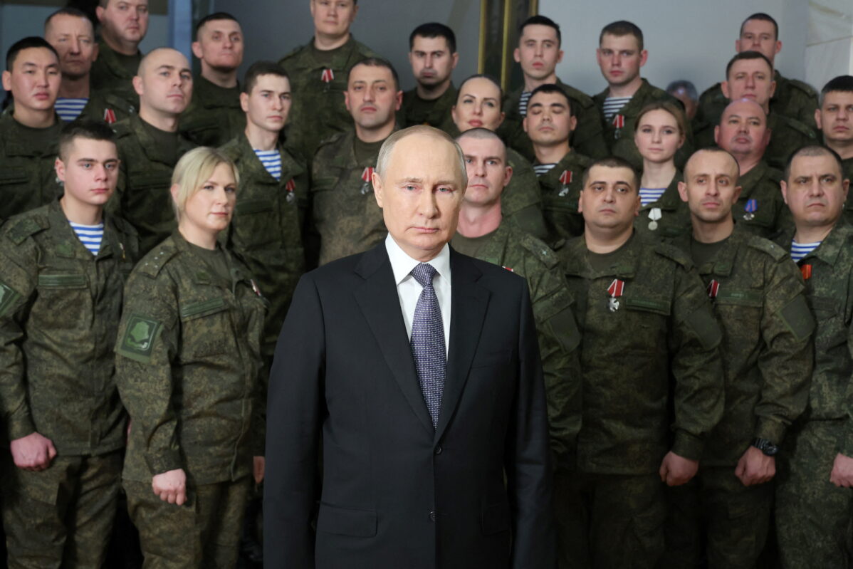 Как менялись новогодние обращения Владимира Путина за&nbsp;25&nbsp;лет